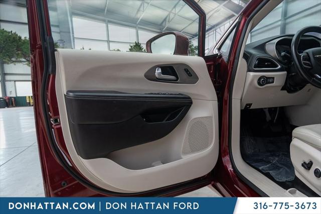 2021 Chrysler Pacifica Hybrid Touring L