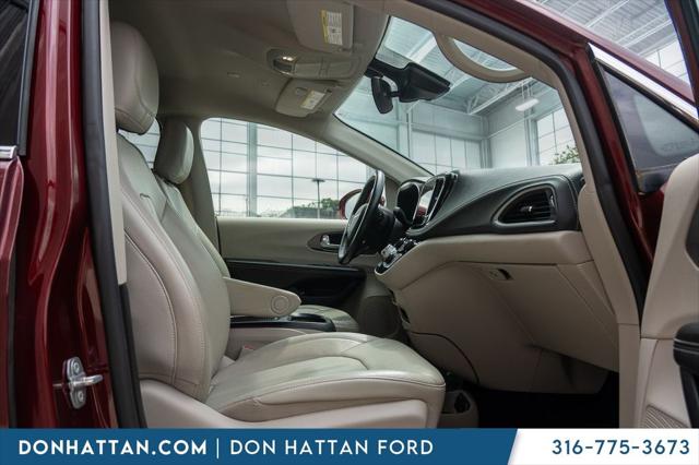 2021 Chrysler Pacifica Hybrid Touring L
