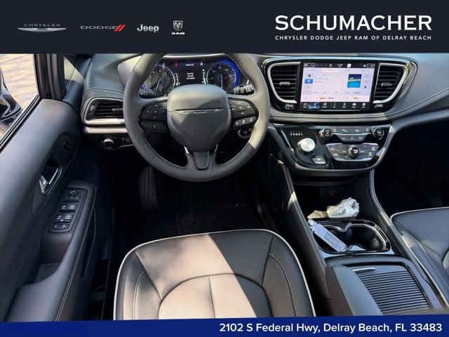 2027 Chrysler Pacifica Limited