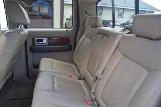 2009 Ford F-150 Lariat Pickup 4D 5 1/2 ft