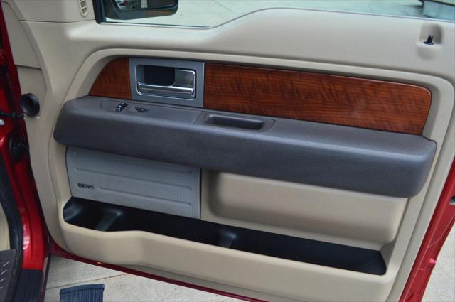 2009 Ford F-150 Lariat Pickup 4D 5 1/2 ft