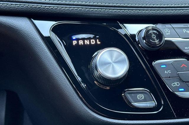 2027 Chrysler Pacifica Pacifica Select