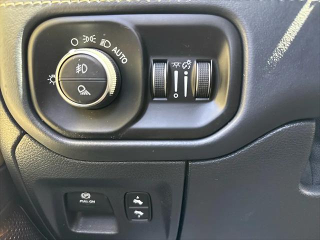 2021 Ram 1500 Limited Crew Cab 4x4 57 Box