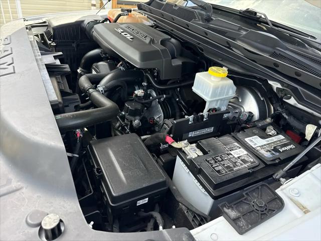 2021 Ram 1500 Limited Crew Cab 4x4 57 Box