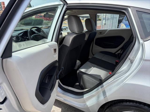2013 Ford Fiesta S