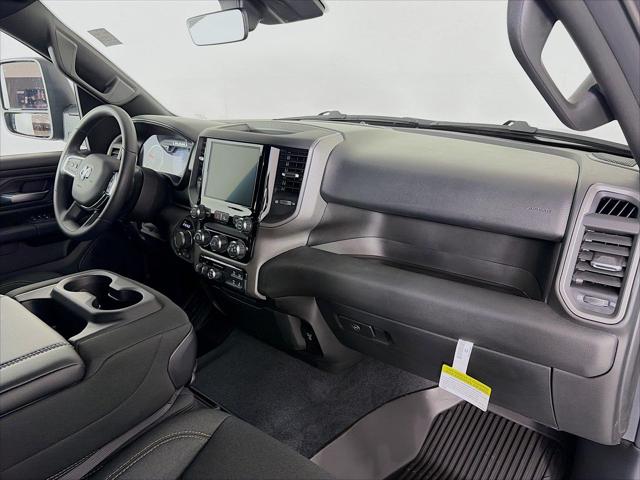 2026 Ram 1500 Warlock Crew Cab 4x4 57 Box
