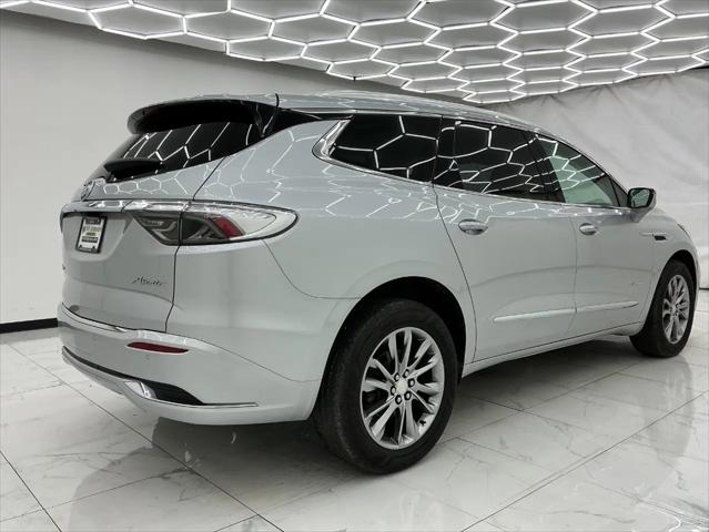 2022 Buick Enclave AWD Avenir