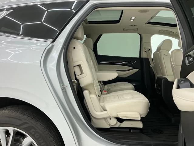2022 Buick Enclave AWD Avenir
