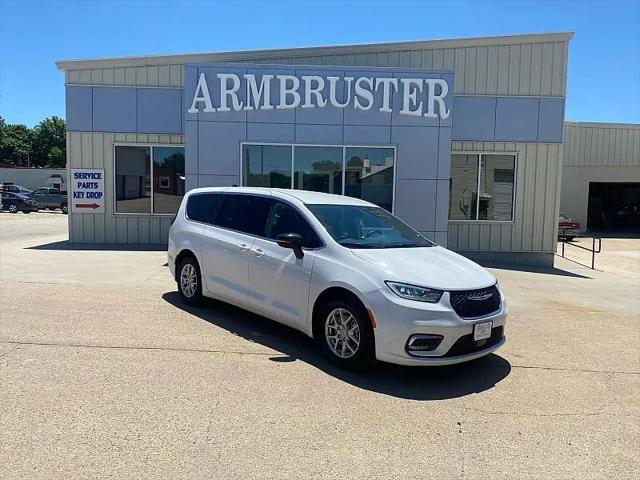 2024 Chrysler Pacifica Touring L for sale in FALLS CITY, NE