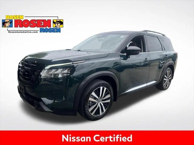 2024 Nissan Pathfinder Platinum 4WD for sale in Greenfield, WI