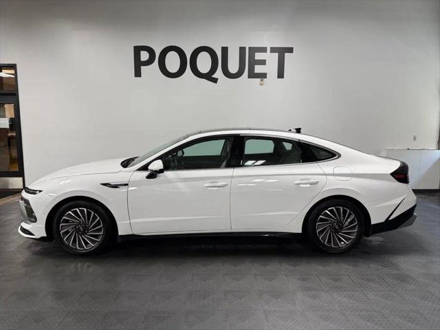 2024 Hyundai Sonata Hybrid Limited for sale in Golden Valley, MN