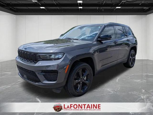 2024 Jeep Grand Cherokee Altitude X 4x4 for sale in Walled Lake, MI
