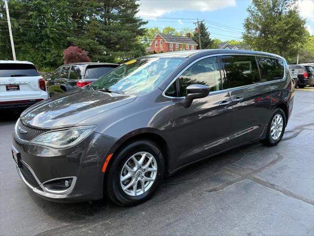 2020 Chrysler Pacifica Touring for sale in North Grafton, MA