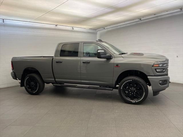 2026 RAM Ram 2500 RAM 2500 BLACK EXPRESS CREW CAB 4X4 64 BOX