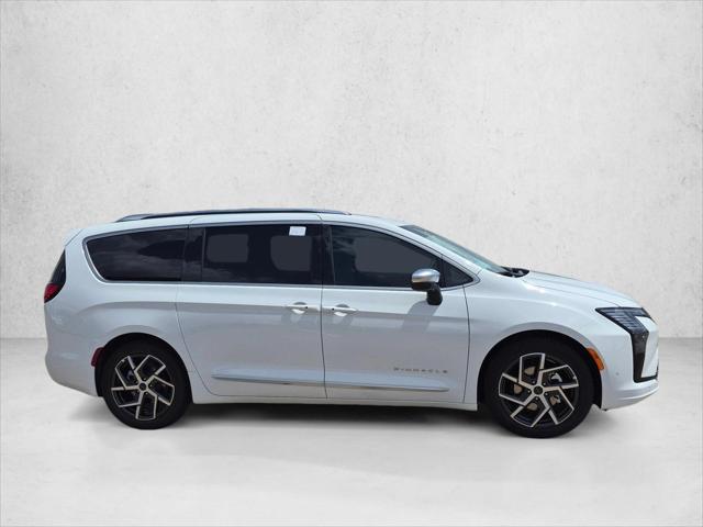 2027 Chrysler Pacifica Pinnacle
