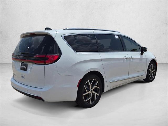2027 Chrysler Pacifica Pinnacle