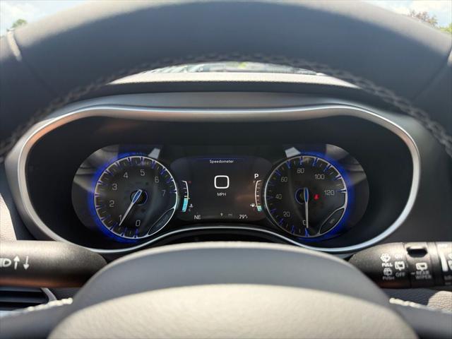 2027 Chrysler Pacifica LX