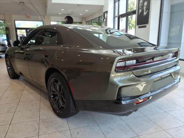2027 Dodge Charger CHARGER R/T PLUS 4-DOOR AWD