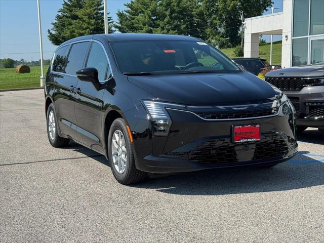 2027 Chrysler Pacifica PACIFICA SELECT