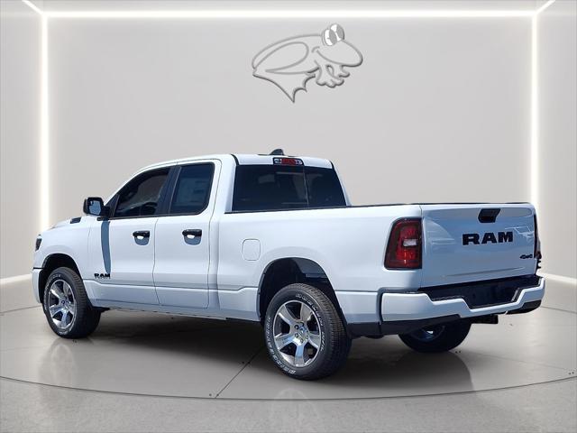 2026 RAM Ram 1500 RAM 1500 EXPRESS QUAD CAB 4X4 64 BOX