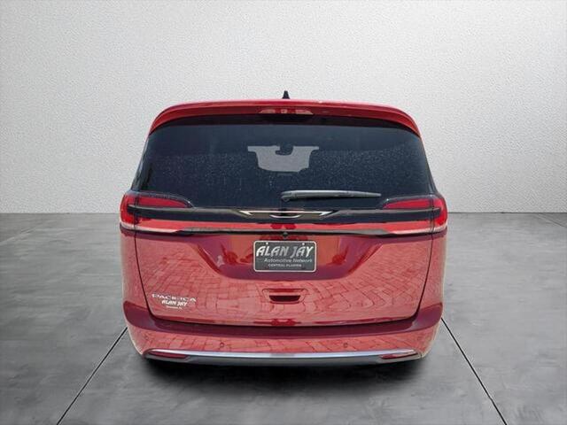 2027 Chrysler Pacifica Pinnacle