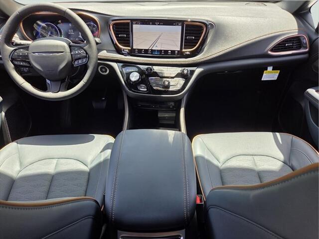2027 Chrysler Pacifica Pinnacle