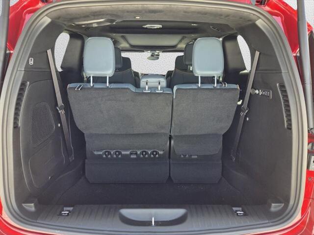 2027 Chrysler Pacifica Pinnacle