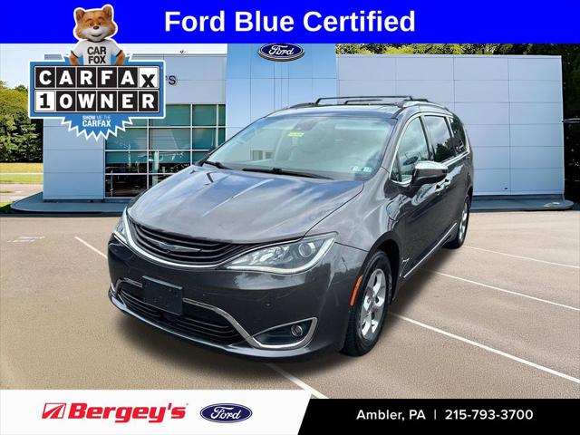 2017 Chrysler Pacifica Hybrid Platinum for sale in Ambler, PA