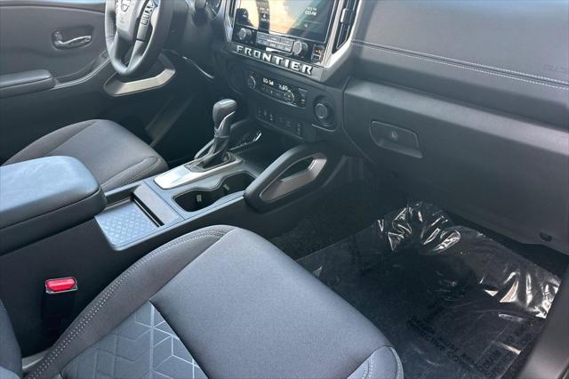 2026 Nissan Frontier Crew Cab SV 4x2