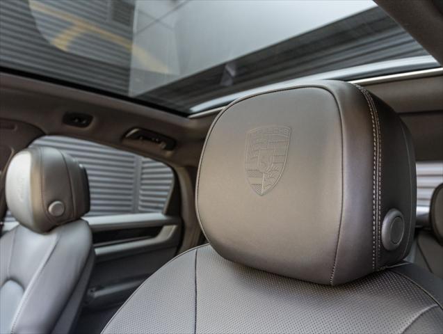 2026 Porsche Cayenne Unknown