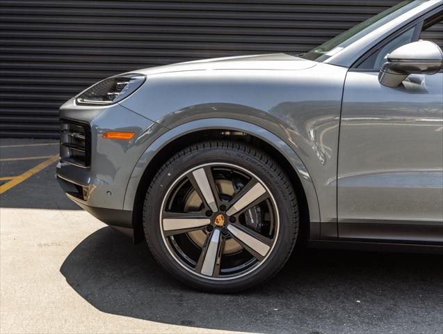 2026 Porsche Cayenne Unknown