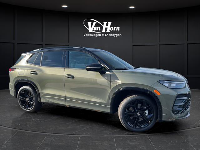2026 Volkswagen Tiguan SE R-Line Black for sale in Sheboygan, WI