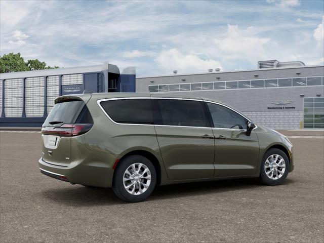 2027 Chrysler Pacifica PACIFICA SELECT AWD