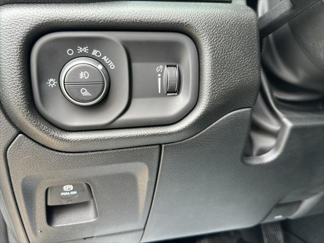 2026 Ram 1500 Warlock Crew Cab 4x4 57 Box