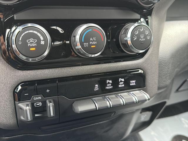 2026 Ram 1500 Warlock Crew Cab 4x4 57 Box