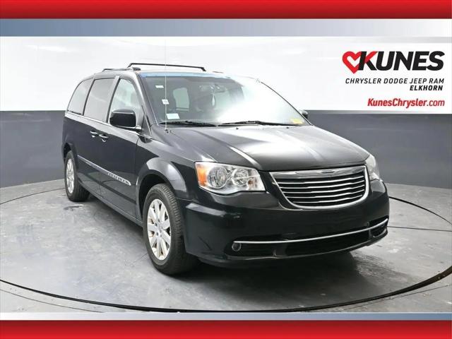 2016 Chrysler Town & Country Touring for sale in Elkhorn, WI