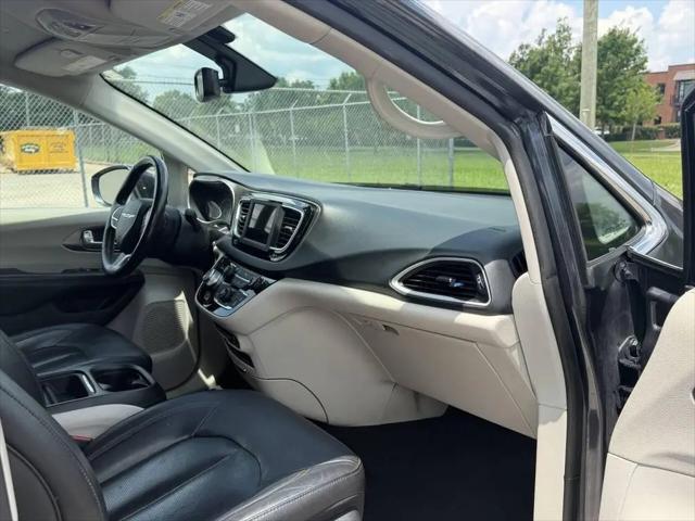 2020 Chrysler Pacifica Touring L for sale in Birmingham, AL