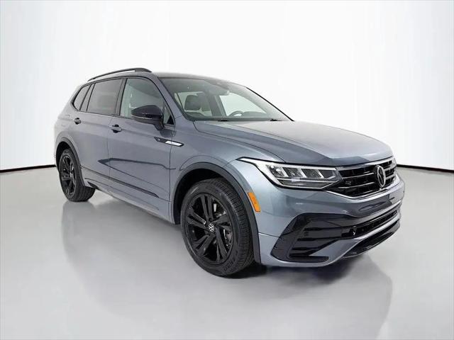 2023 Volkswagen Tiguan 2.0T SE R-Line Black for sale in Lancaster, PA