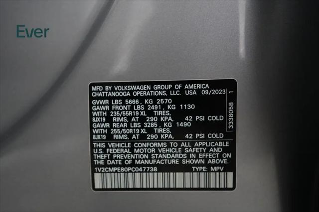 2023 Volkswagen ID.4 Pro