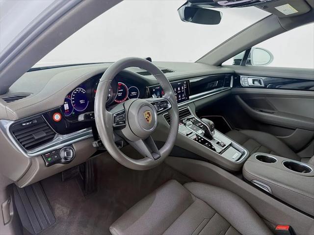 2023 Porsche Panamera 4 Platinum Edition