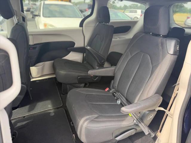 2018 Chrysler Pacifica LX