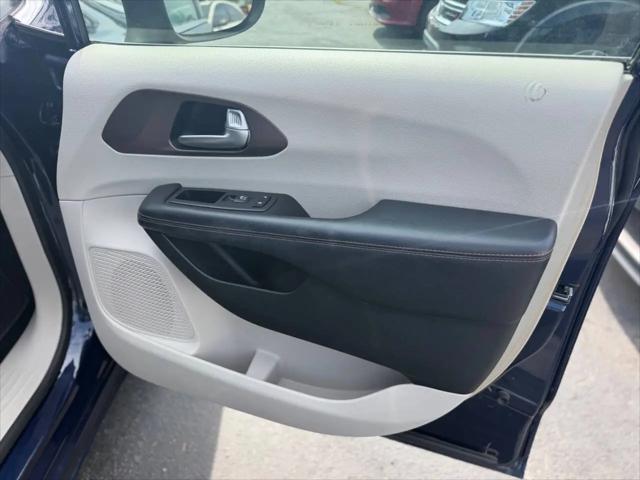 2018 Chrysler Pacifica LX