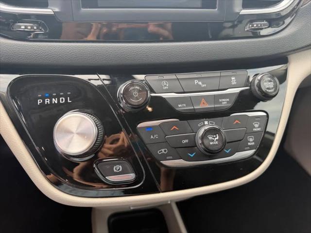 2018 Chrysler Pacifica LX
