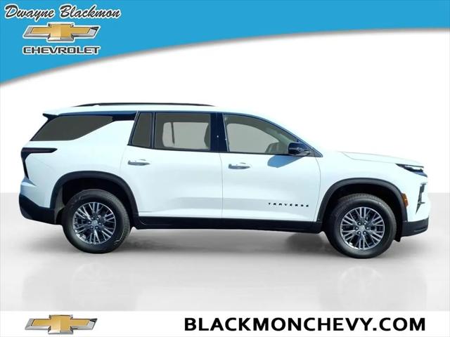 2026 Chevrolet Traverse FWD LT