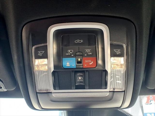 2025 Ram 1500 Laramie Crew Cab 4x4 57 Box