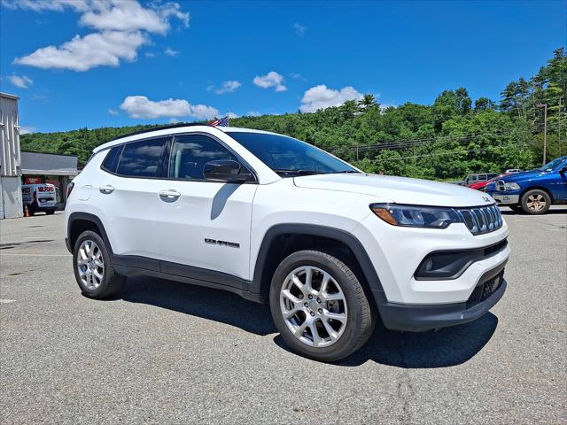 2022 Jeep Compass Latitude Lux 4x4 2022 Jeep Compass Latitude Lux 4x4