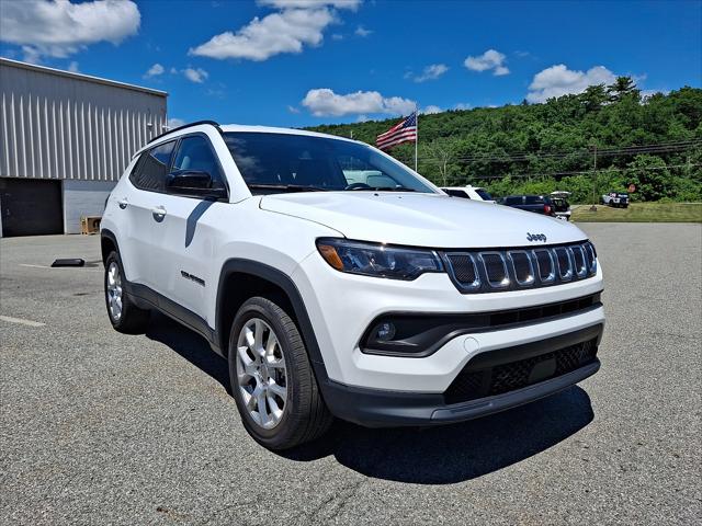 2022 Jeep Compass Latitude Lux 4x4 2022 Jeep Compass Latitude Lux 4x4
