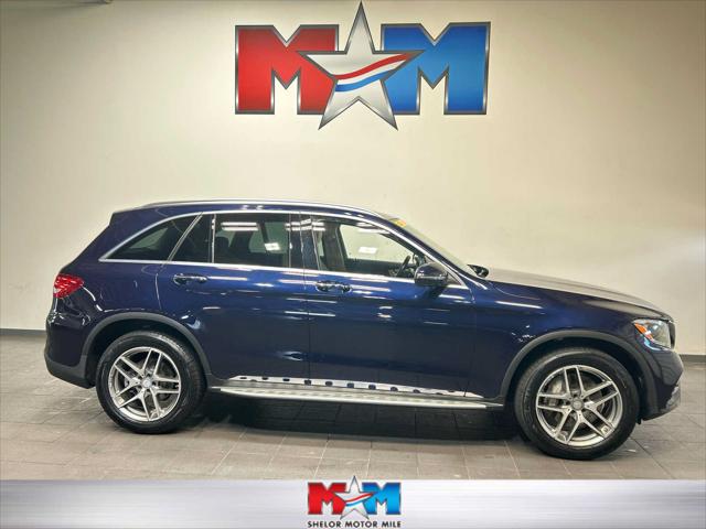 2016 Mercedes-Benz GLC 300 4MATIC 2016 Mercedes-Benz GLC 300 4MATIC
