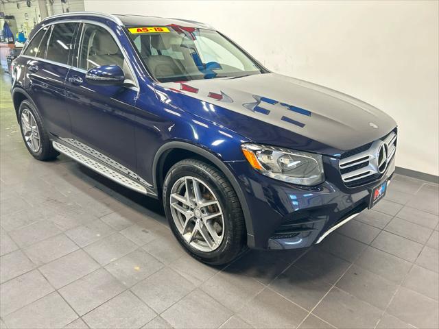 2016 Mercedes-Benz GLC 300 4MATIC 2016 Mercedes-Benz GLC 300 4MATIC