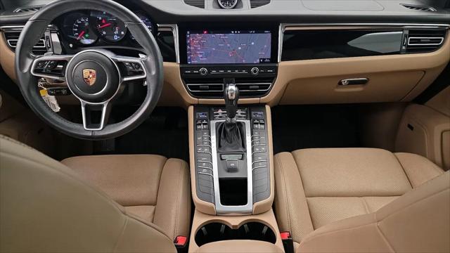 2020 Porsche Macan Macan